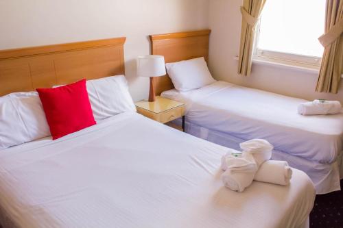 Gardners Inn Hotel - Family-Friendly Accommodations