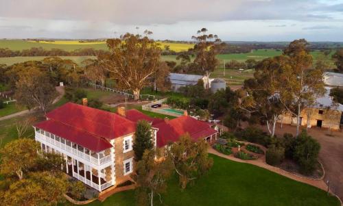 Glamping at Buckland Estate - Facilities and Amenities