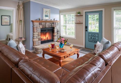 Goldberry Woods- A Modern Farm Resort - Dining and Social Experience