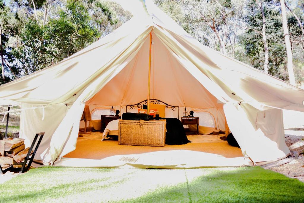 Golden Point Glamping - Outdoor Activities and Amenities