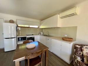 Gowings of Mallacoota - Guest Ratings and Feedback