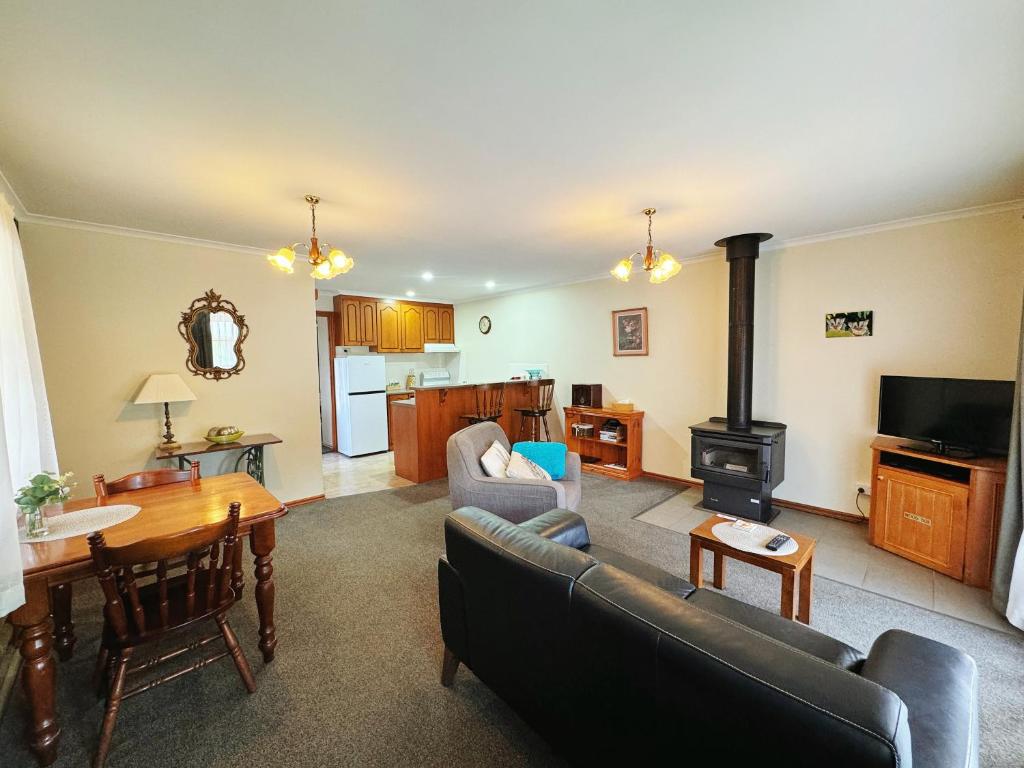 Halls Gap Log Cabins Review
