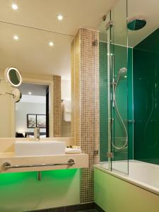 Holiday Inn London - Whitechapel, an IHG Hotel - Room Amenities