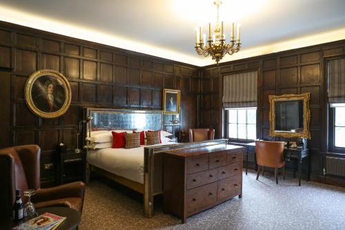 Hotel Du Vin Cannizaro House Wimbledon - Room Amenities and Features
