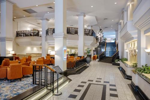 Hotel Grand Chancellor Adelaide - Guest Experiences and Reviews
