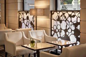 How The Halkin - Gourmet Dining Options