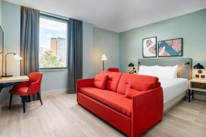 Hyatt Place London City East - Exceptional Amenities