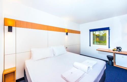 Ibis Budget - Casula Liverpool - Amenities and Facilities
