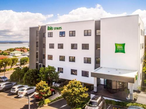 Ibis Styles The Entrance - Dining and Culinary Offerings