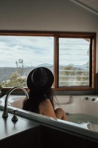 Kangaroo Ridge Retreat - Policies and Restrictions