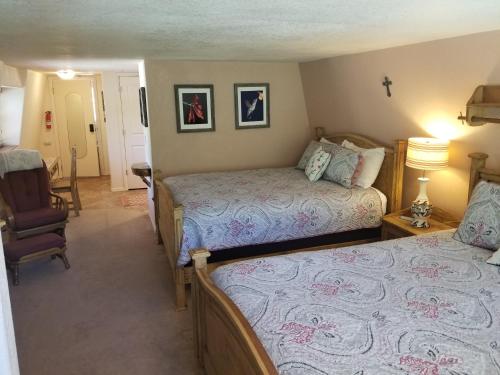 Kokopelli Inn - Guest Experience and Amenities