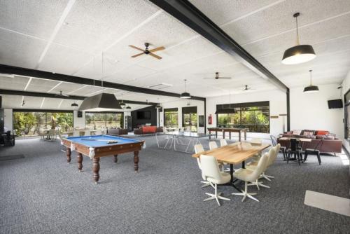 Lakeside Country Club - Recreational Facilities