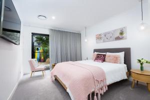 Lamour Holiday Beach House - Guest Experience