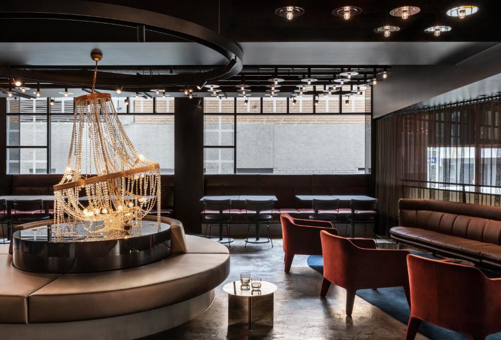 Lancemore Crossley St. Melbourne Hotel Review