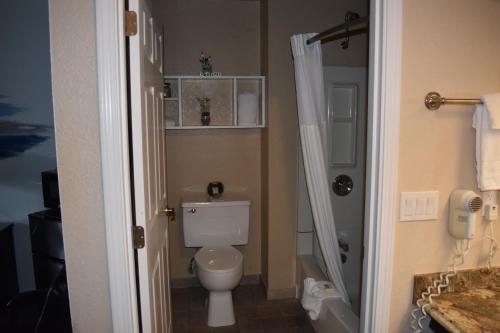 Lighthouse Cove Inn - Room Types