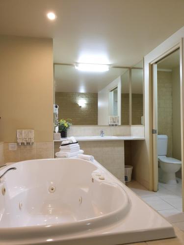 Madison Spa Motel - Adults Only - Guest Feedback