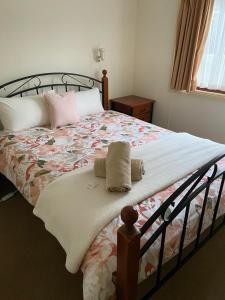 Mansfield Lakeside Caravan Park - Property Amenities
