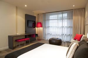 Mantra Hindmarsh Square - Room Features and Amenities