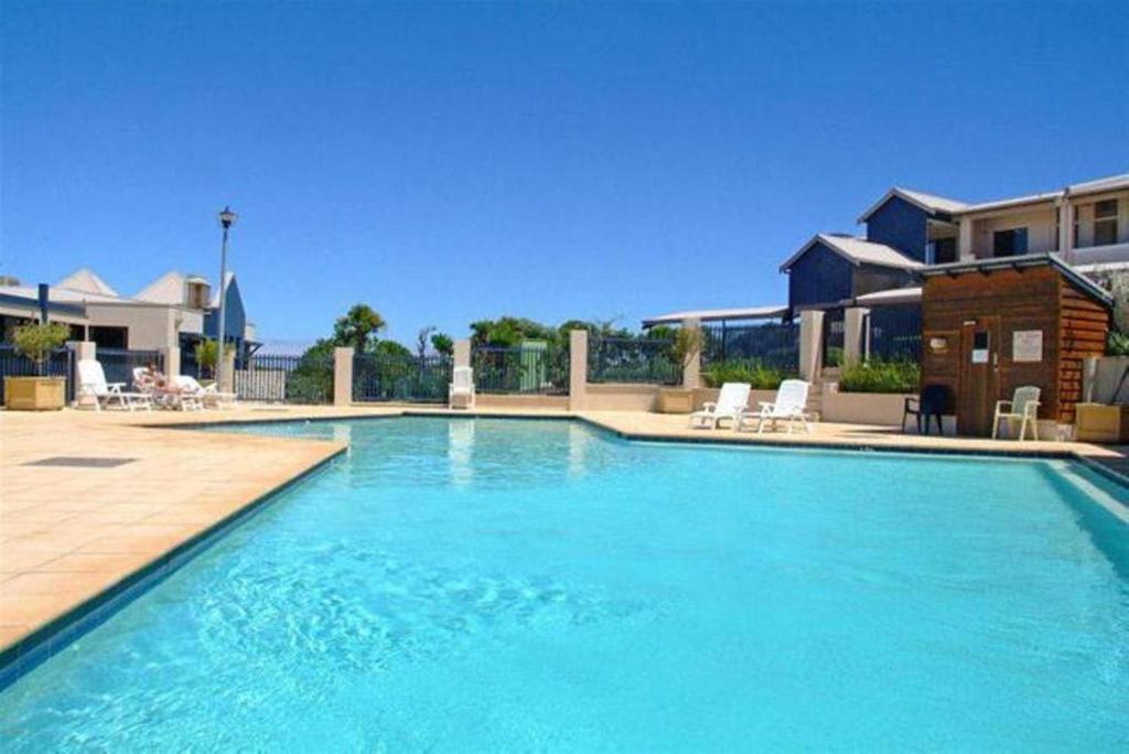 Margarets Beach Resort - Guest Ratings and Feedback