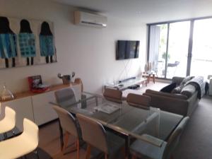 Marina View Apartment on the Maribyrnong River, Melbourne - Guest Experience and Reviews