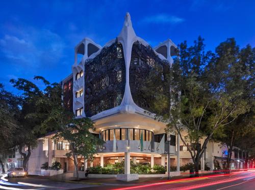 Mayfair House Hotel & Garden - Unparalleled Amenities
