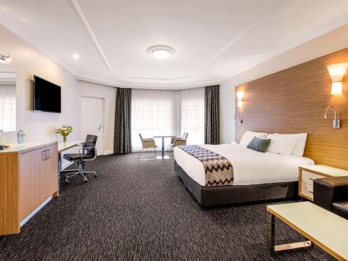Mercure Goulburn - Extensive Dining and Culinary Offerings