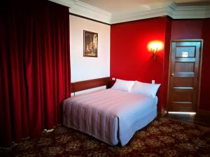 Motel Mayfair on Cavell - Facilities and Amenities