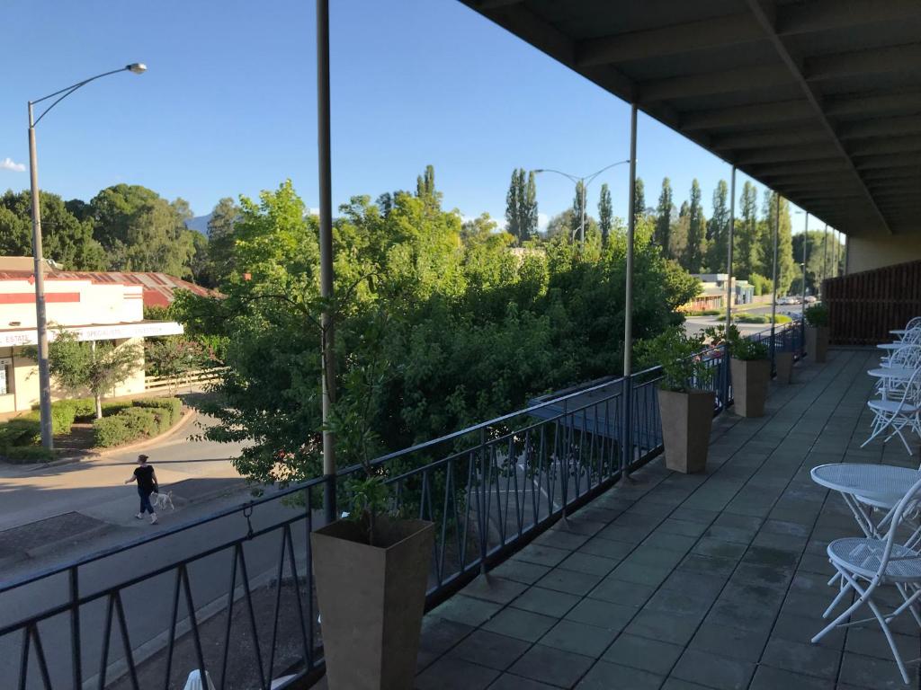 Myrtleford Hotel - Amenities and Recreational Offerings