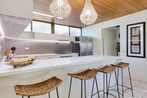 Nautilus Beachfront Villas & Spa - Facilities and Recreational Offerings