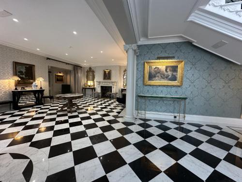 No. 30 Knightsbridge - Room Types