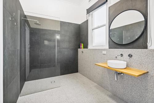 North Port Hotel - Boutique Accommodation - Guest Ratings