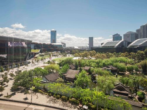 Novotel Sydney Darling Square - Rooms and Accommodations