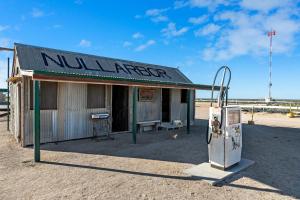 Nullarbor Roadhouse - Dining Experiences