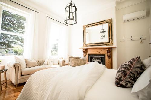 Old Market Inn - Accommodations and Amenities