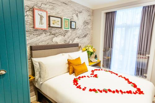 Oliver Plaza Hotel - Location and Accessibility