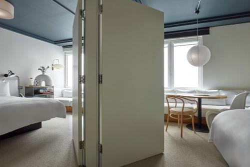 One Hundred Shoreditch - Room Amenities
