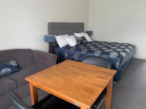 Orbost Country Man Motor Inn - Guest Experiences