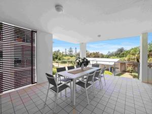 Pacific Marina Apartments - Amenities and Facilities