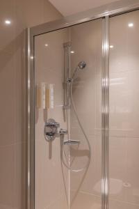 Park Grand Hyde Park - Room Types and Amenities
