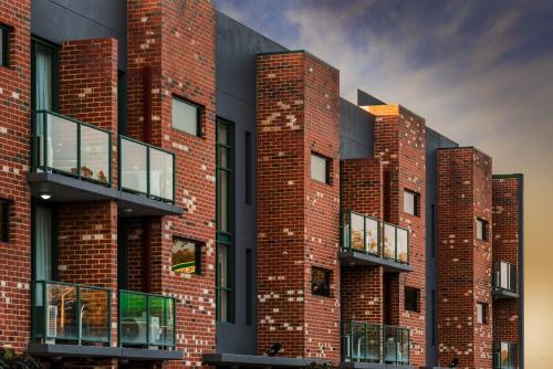 Perth Ascot Central Apartment Hotel Official - Amenities and Services