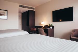 Port Lincoln Hotel - Dining Options