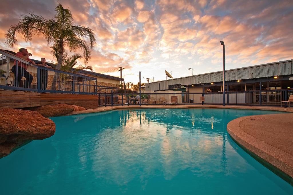 Potshot Hotel Resort Review