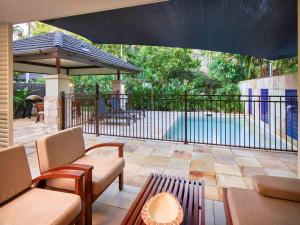 Pullman Port Douglas Sea Temple Resort and Spa - Dining and Amenities