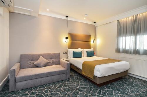 Queens Park Premier London Hyde Park - Room Options and Descriptions