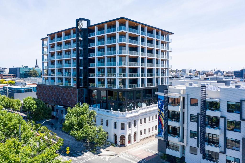 R Hotel Geelong Review