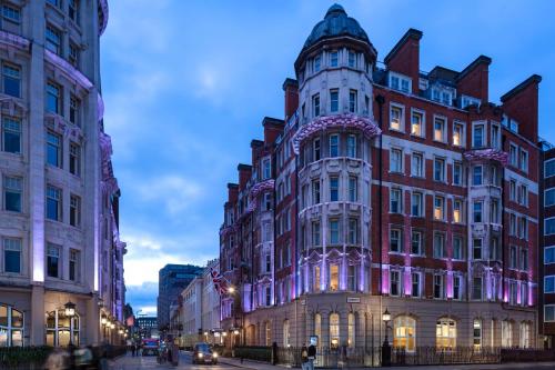 Radisson Blu Hotel, London Tottenham Court Road - Formerly Kenilworth - Exceptional Amenities