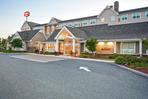 Residence Inn by Marriott Springfield Chicopee - Amenities and Facilities
