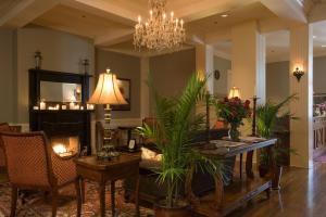 River Inn of Harbor Town - Exceptional Dining Experiences