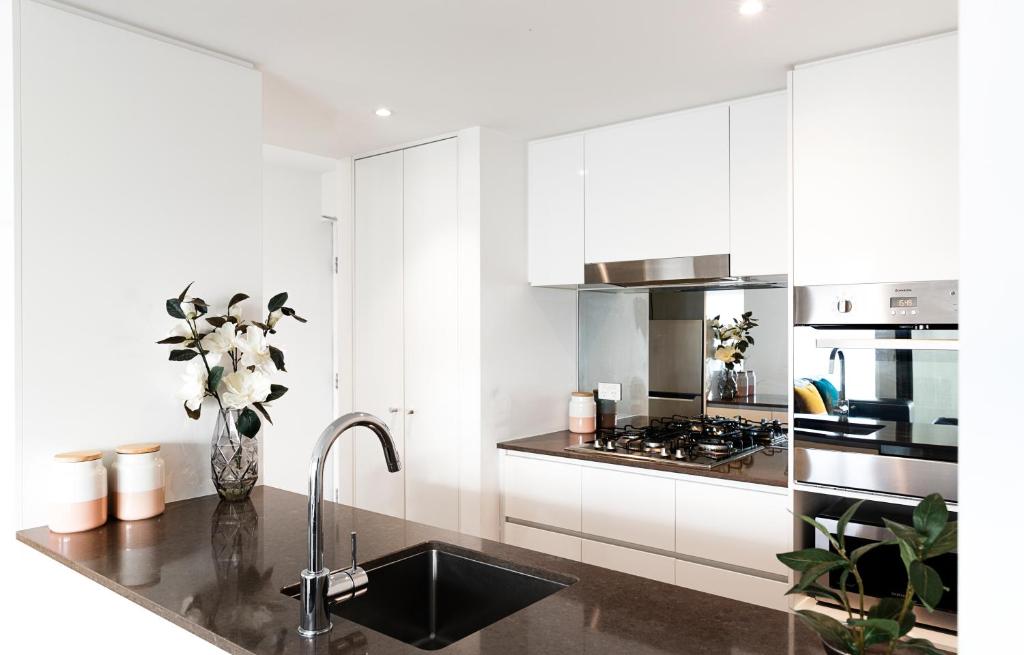 RNR Serviced Apartments North Melbourne Review