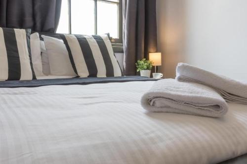 Royal Hotel Ryde - Guest Facilities and Services